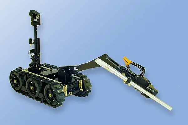 空中排爆机器人零损失高效率