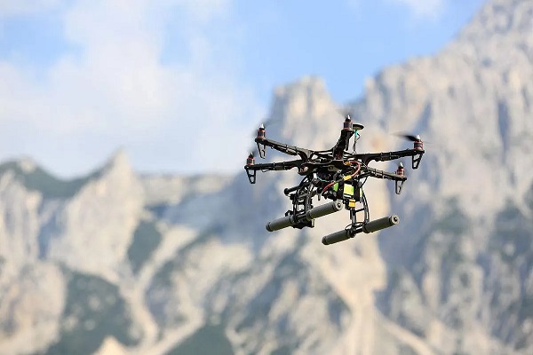 无人机图传的工作过程及主要技术指标